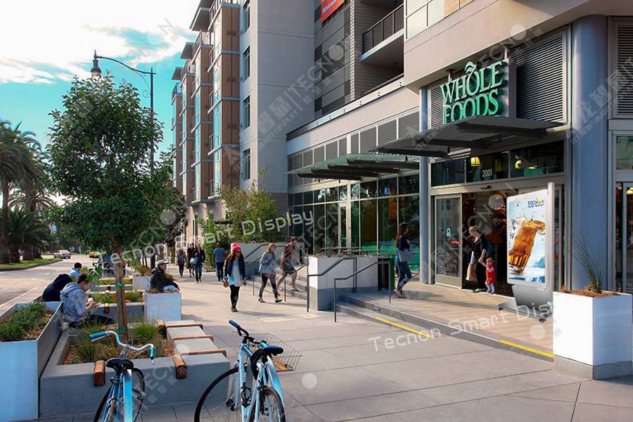 戶外液晶廣告機(jī)-LED廣告機(jī)-太龍智顯 (12).jpg 戶外液晶廣告機(jī)-LED廣告機(jī)-太龍智顯 (12).jpg